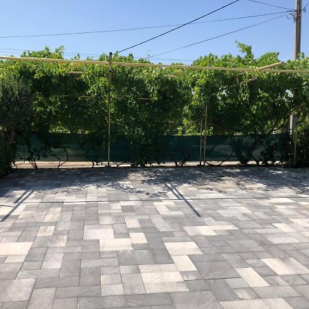 Lucija Apartments Vrh  Екстер'єр фото