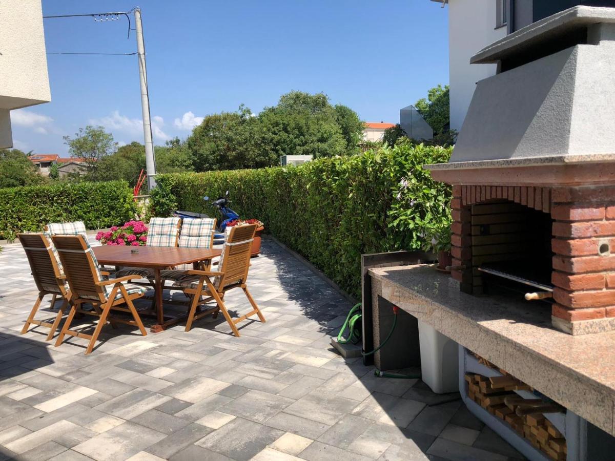 Lucija Apartments Vrh  Екстер'єр фото