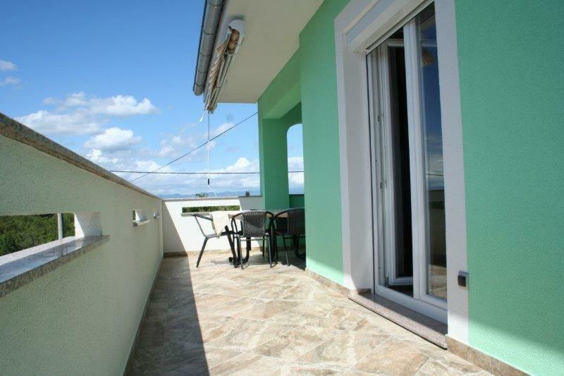 Lucija Apartments Vrh  Екстер'єр фото